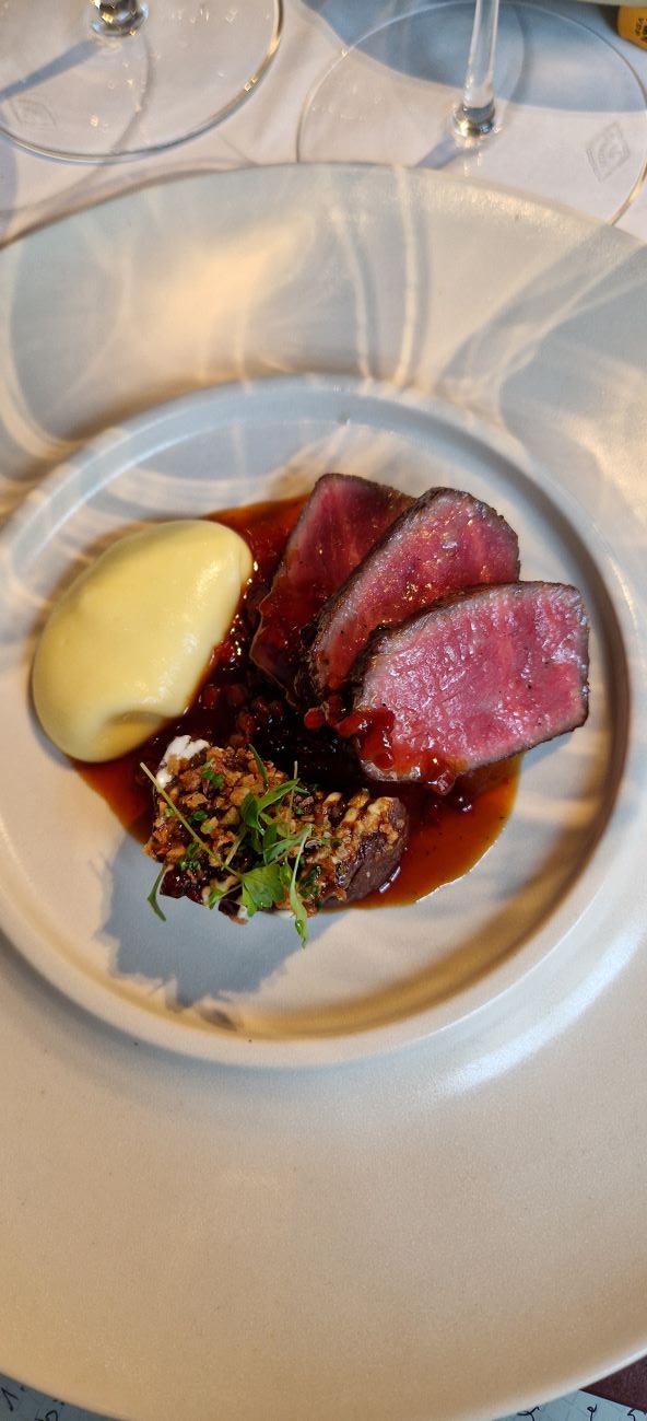 Heitlinger Roundtable Im Rausch: Entrecôte