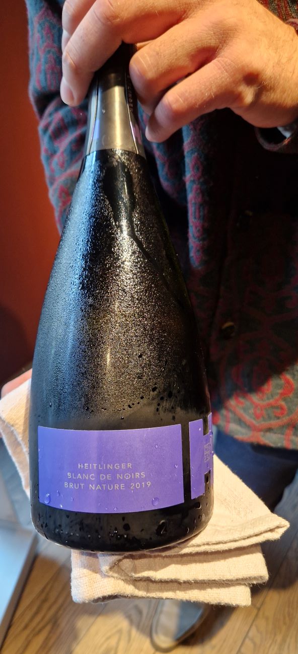 Heitlinger Roundtable Im Rausch: Heitlinger Blanc de Noirs Brut Nature 2019